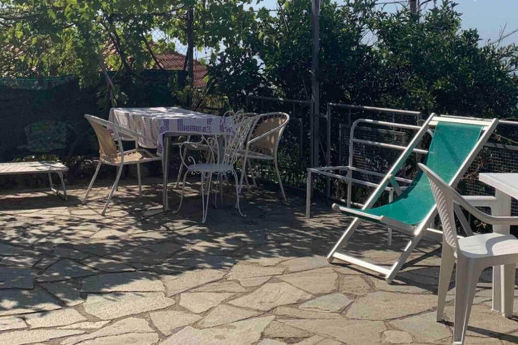 Alloggio Privato A 5 Min Dal Mare Apartamento Borgio Verezzi Exterior foto
